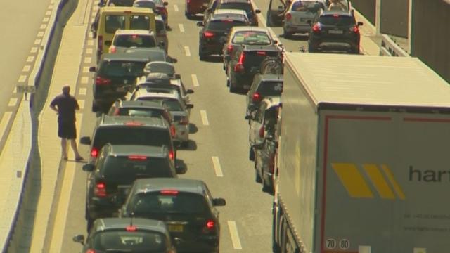 Deux heures et demie d'attente au Gothard