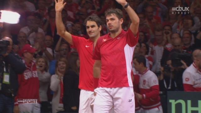 Finale, Federer-Wawrinka - Benneteau-Gasquet 6-3, 7-5, 6-4): victoire facile de la paire "Fedrinka" qui apporte un 2ème point à la Suisse