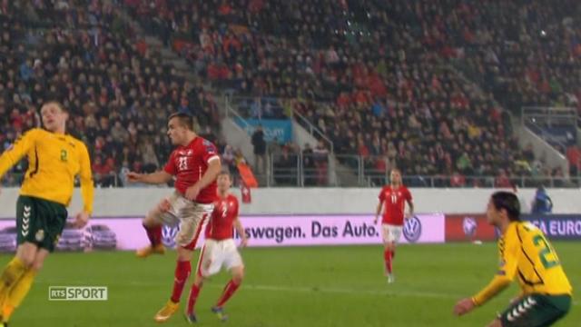 Groupe E, Suisse - Lituanie (3-0): à l'origine et la conclusion de cette action, Shaqiri inscrit le 3-0 de la tête