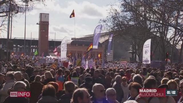 Espagne: le droit à l'avortement est défendu par des milliers de manifestants