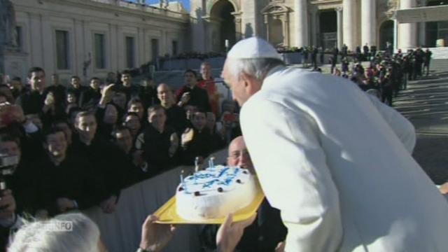 Le pape François fête ses 78 ans avec 13'000 fidèles