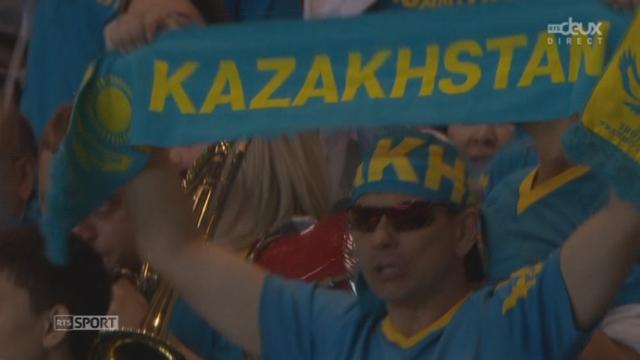 Wawrinka-Federer - Golubev-Nedovyesov (4-6, 6-7): après être remonté au score, le Kazakhstan remporte ce tie-break et le second set