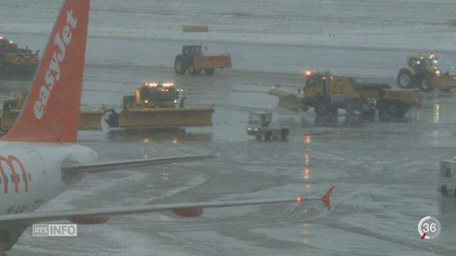 Plusieurs vols ont été retardés à cause de la neige à l'aéroport de Genève