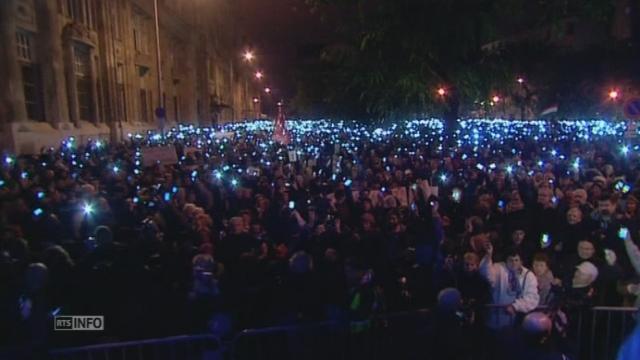 Manifestation en Hongrie contre une taxe sur internet