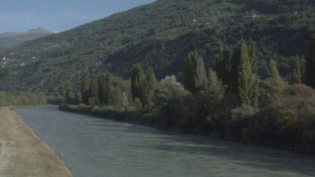 Berges du Rhône en Valais en 1997 [RTS]