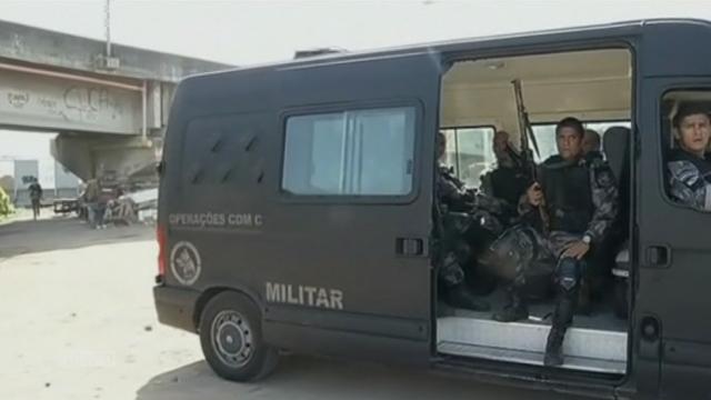 Opération militaire dans les favelas de Rio de Janeiro