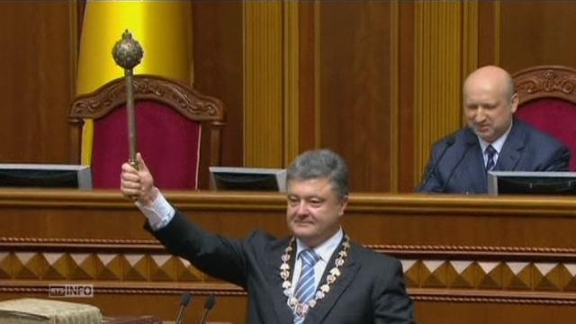 Petro Porochenko investi président de l'Ukraine