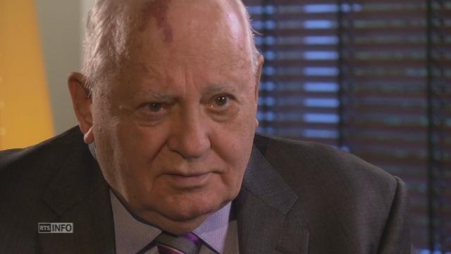 Mikhaïl Gorbatchev: "nos amis en Europe essayaient de me convaincre de faire en sorte que l’Allemagne ne se réunisse pas"