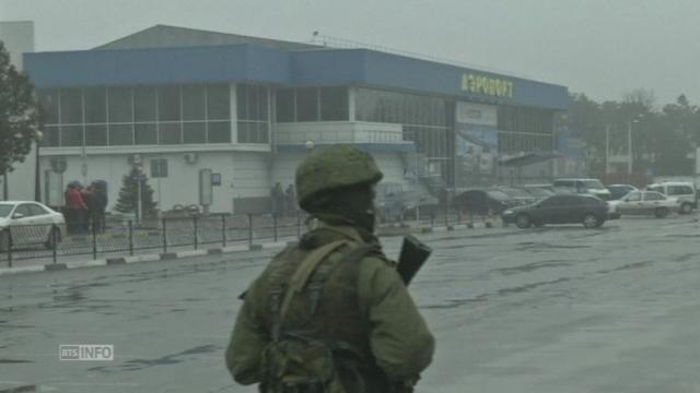 Le principal aéroport de Crimée sous contrôle armé