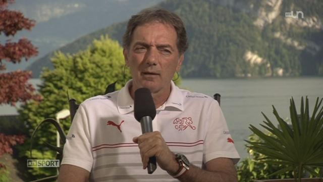 Football - Coupe du Monde: l'interview de Michel Pont, Coach assistant de l'équipe de Suisse (1-2)