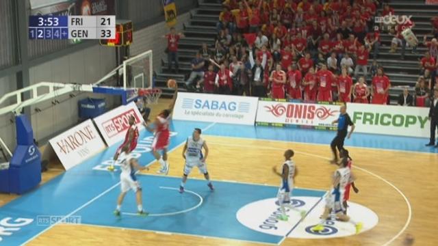 Finale messieurs, Lions de Genève – Fribourg Olympic (35-21) : superbe dunk de James