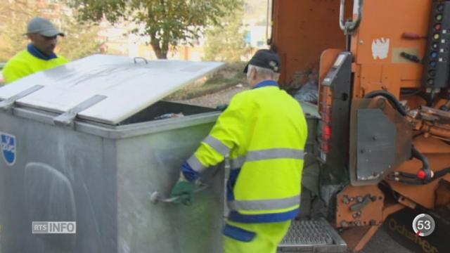 Un trafic de faux sacs-poubelle taxés présumé a été découvert à La-Chaux-de-Fonds (NE)