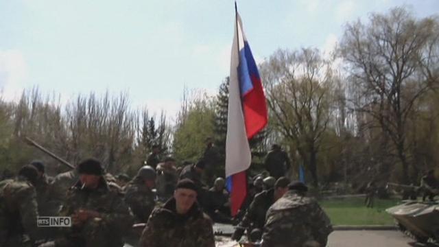 Des chars entrent dans plusieurs villes de l'est de l'Ukraine