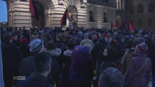 Des centaines de manifestants contre le vote suisse anti-immigration