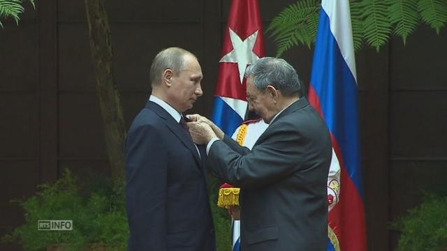 Vladimir Poutine rencontre les frères Castro