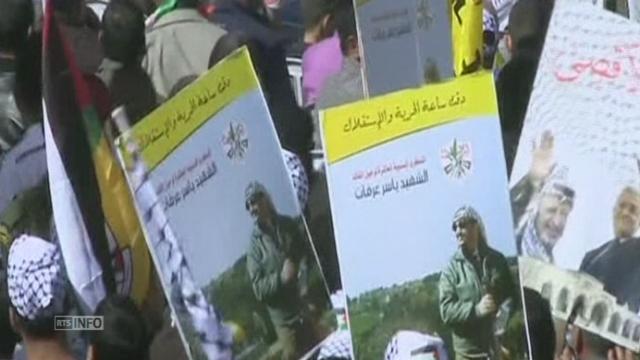 Foule a Ramallah pour les dix ans de la mort d Arafat