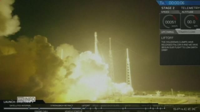 La fusée Falcon 9 de SpaceX a réussi son décollage