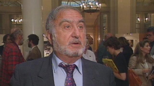 Nicolas Hayek interrogé sur le franc fort en 1995. [RTS]