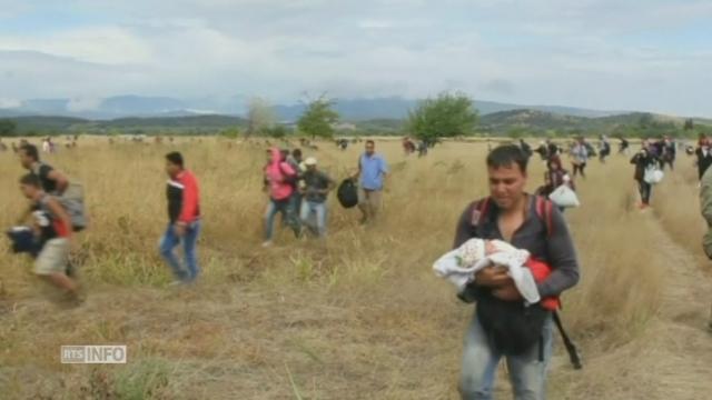 Images de chaos à la frontière macédonienne
