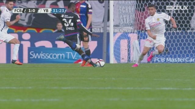 FC Bâle - Young Boys (1-0): Breel Embolo ouvre le score pour les Bâlois d'une frappe imparable des 20 mètres pour le portier de YB