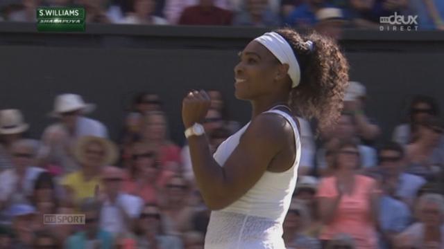 Williams - Sharapova (6-2, 6-4): avec trois aces et un service gagnant dans le dernier jeu, Serena Williams bat Sharapova et retrouvera Muguruza en finale