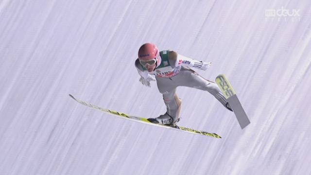 Tournée des 4 tremplins : à domicile, l'Allemand Severin Freund remporte le premier concours de la tournée devant Michael Hayboeck (AUT) et Peter Prevc (SLO)