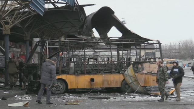 Une station d'autobus de Donetsk frappée par un obus
