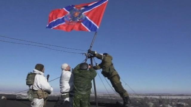 Les pro-Russes érigent leur drapeau sur Debaltseve