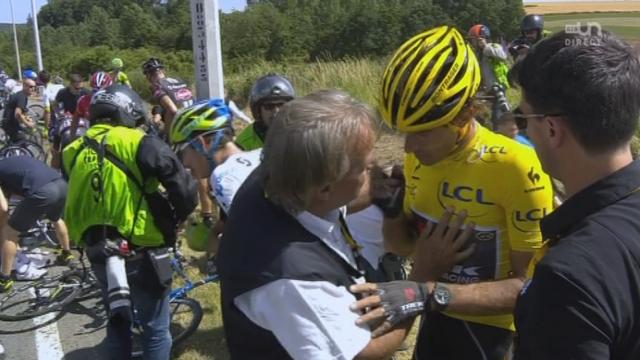 3e étape: très violente chute à 58 km de l'arrivée dont Fabian Cancellara le maillot jaune
