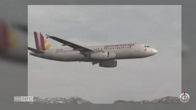 Crash de l’Airbus Germanwings: l’un des pilotes aurait quitté le cockpit sans pouvoir y revenir
