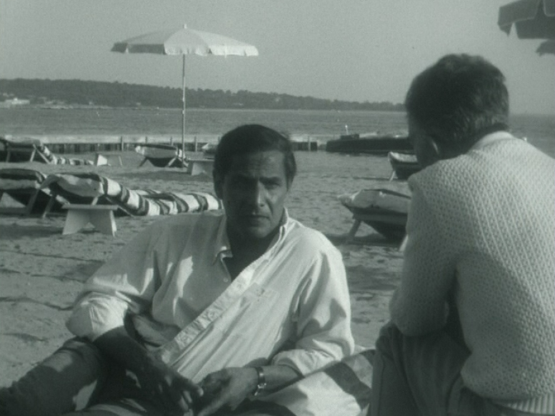 Nico Papatakis présente son film au festival de Cannes 1963. [RTS]