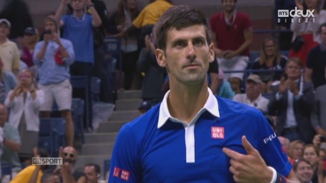 Finale messieurs. Novak Djokovic [SRB-1] - Roger Federer [SUI-2] (6-4 5-7 6-4 6-4). Federer est à un doigt d’égaliser, mais Djokovic l’emporte. En tout, le Serbe a marqué… 2 points de plus