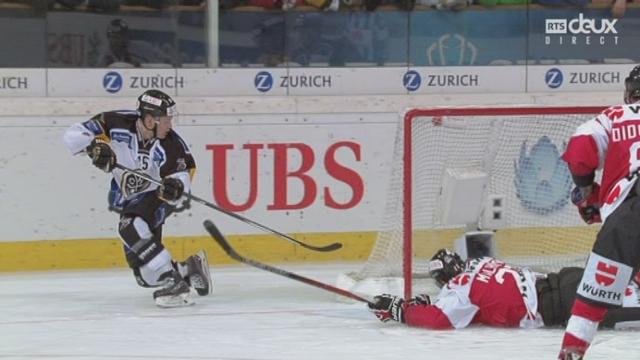 Team Canada - HC Lugano (0-1): les Tessinois ouvre le score sur un tir de Gregory Hofmann