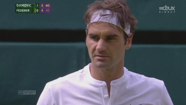 Finale messieurs. Novak Djokovic (SRB-1) - Roger Federer (SUI-2) (7-6 5-4). Le Suisse évite la perte du 2e set de haute lutte