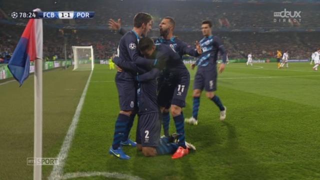 1-8, FC Bâle - FC Porto (1-1): Danilo égalise sur penalty après une main de Samuel dans la surface