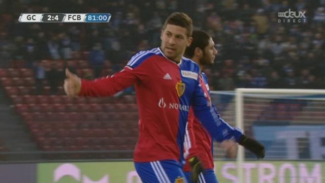 Grasshoper - FC Bâle (2-4): Grasshoper concède un goal par Davide Callà qui donne deux buts d’avance