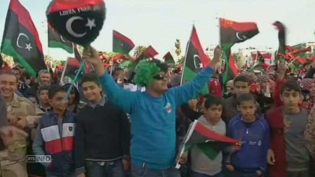 Les Libyens fêtent les 4 ans de la chute de Kadhafi