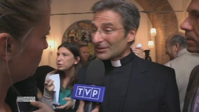 Le coming out d'un prêtre polonais fâche le Vatican