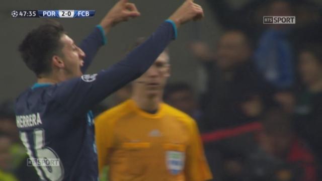 1-8, FC Porto - FC Bâle (2-0): Herrera enroule parfaitement sa frappe et c'est 2-0 pour Porto