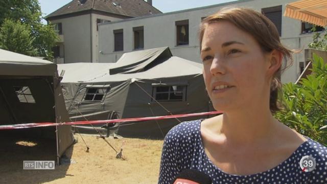 Aarau (AG) propose de loger des requérants d'asile dans des tentes militaires