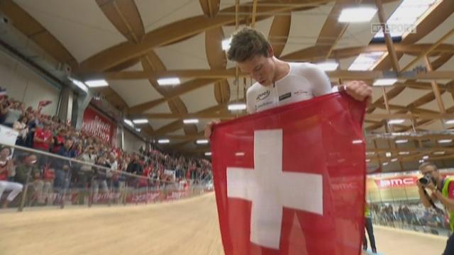 Poursuite individuelle : Stefan Küng bat le record de Suisse et remporte l'or à Granges