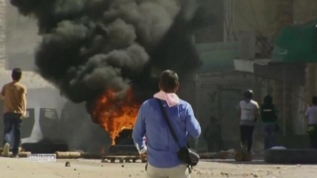 Accrochages entre des Palestiniens et des soldats israeliens a Hebron