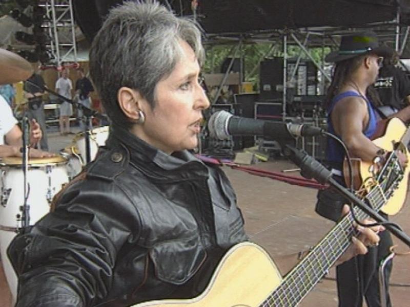 Rencontre avec Joan Baez, lors de sa venue au Paléo en 94