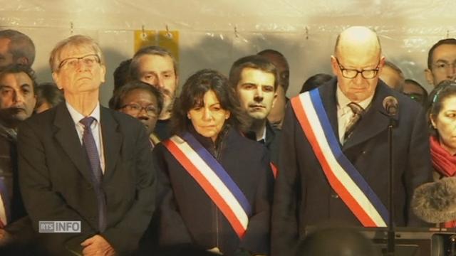 Rassemblement devant le Stade de France à Paris