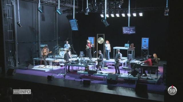 FR: l'album "Dark Side of the Moon" des Pink Floyd était à l'honneur à Villars-sur-Glâne