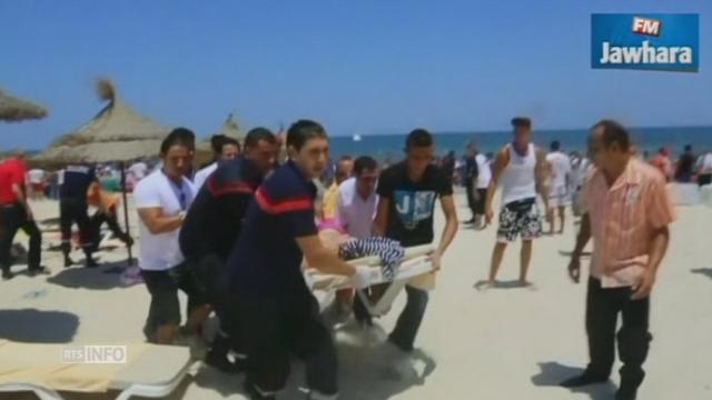 Des blessés sont évacués de la plage de Sousse