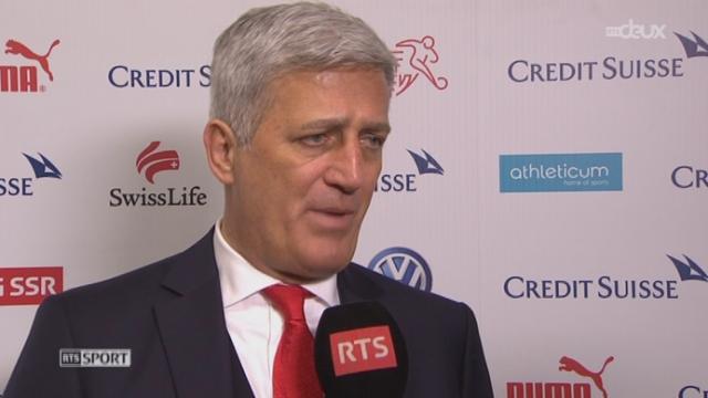 Groupe E, Suisse - Estonie (3-0): Vladimir Petkovic au micro de la RTS après la victoire de son équipe