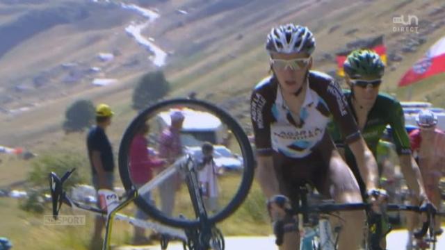 18e étape, Gap – St-Jean-de-Maurienne: chute de Fuglsang à la montée en touchant une moto