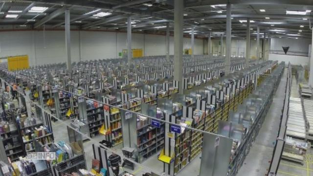 Images inédites des halles d'Amazon en France