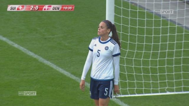 Match amical, Suisse - Danemark (2-0): La Danoise Simone Boye Sorensen marque contre son camp et offre aux Suissesses un deuxième point